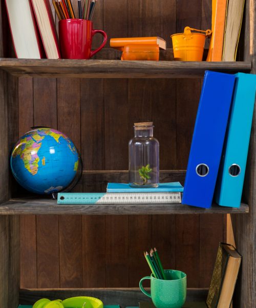 Arrangement of various objects in shelf